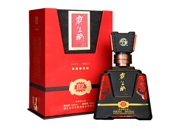 南昌石花霸王醉回收霸王醉君享70度白酒礼盒