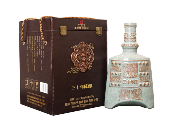 南昌咸亨酒店太雕黄酒回收太雕三十年陈酿绍兴黄酒1.5kg礼盒装行情价格